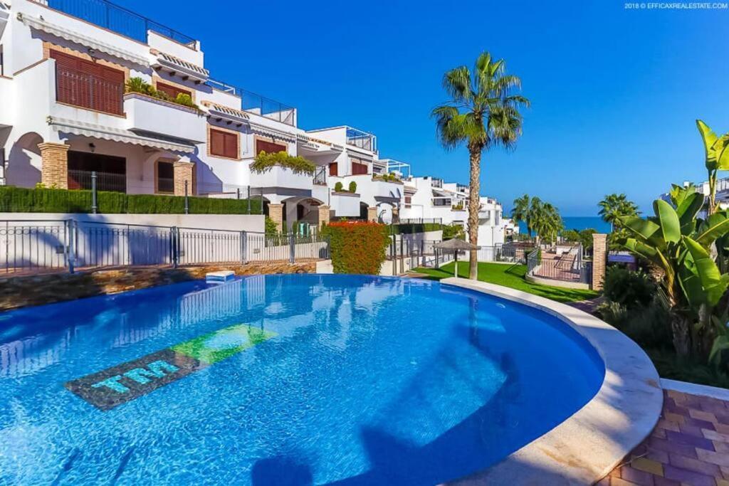 Azul Beach By La Mata Beach Торрев'єха Екстер'єр фото